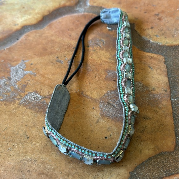 Soft Headband with beads, quartz and crystals - Picture 5 of 6